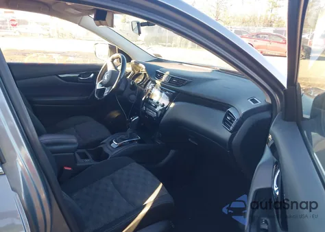 2018 Nissan Rogue Sport Sv z USA, uszkodzony, nr VIN JN1BJ1CR7JW207394